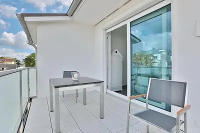 Ein Balkon oder eine Terrasse in der Unterkunft Haus Wolburgstraße 1 Haus Wolburgstraße 1a Penthouse Haifisch Appartement 5