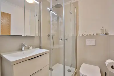 Ein Badezimmer in der Unterkunft Parkresidenz Parkresidenz Appartement 13