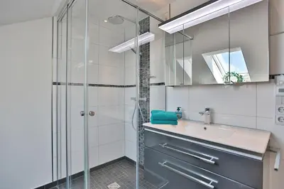Ein Badezimmer in der Unterkunft Haus Möwenberg 14 Haus Möwenberg Appartement 9