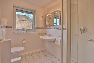 Ein Badezimmer in der Unterkunft Ferienhaus Waldstraße Ferienhaus Waldstrasse