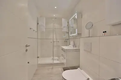Ein Badezimmer in der Unterkunft Haus Hansastrasse 13 Haus Hansastrasse Appartement 2