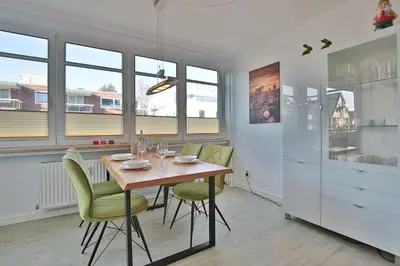 Küche/Küchenzeile in der Unterkunft Haus Hansastrasse 1 Haus Hansastrasse 1 Appartement 4