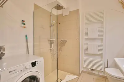 Ein Badezimmer in der Unterkunft Strandglück Haus C Strandglück Appartement 14C