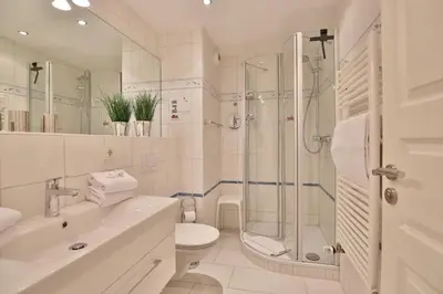 Ein Badezimmer in der Unterkunft Hanseaten Residenz Hanseaten-Residenz Appartement 18
