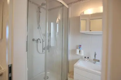 Ein Badezimmer in der Unterkunft Residenz am Hang Residenz am Hang Meertraum Appartement 109