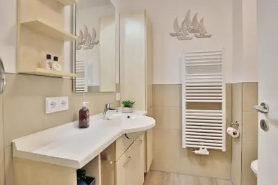 Ein Badezimmer in der Unterkunft Residenz Alte Bergstraße Residenz Alte Bergstrasse Appartement 5