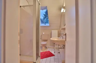 Ein Badezimmer in der Unterkunft Ferienparadies Klingberg Ferienparadies Klingberg Appartement 6