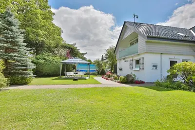 Ein Garten an der Unterkunft Appartemenhaus Linda-Lu Appartementhaus Linda-Lu Appartement 4