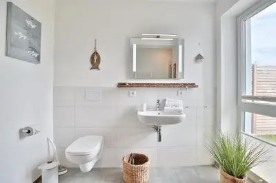 Ein Badezimmer in der Unterkunft Haus Meeresbrise Haus Meeresbrise Appartement 1