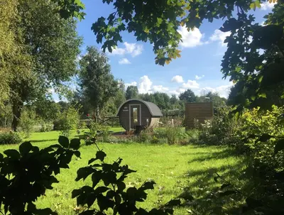 Ein Garten an der Unterkunft Ferienwohnung Frieda