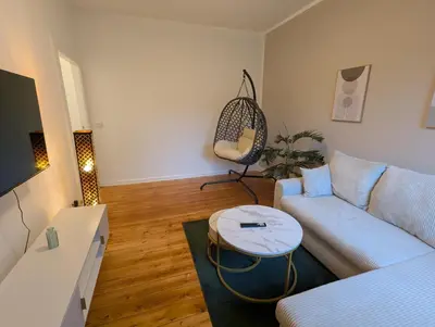 Ein Sitzbereich in der Unterkunft HejU - Parking - Kitchen - Netflix - Kingsize Bett