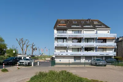 Das Gebäude in dem sich die Ferienwohnung befindet