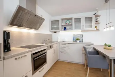 Küche/Küchenzeile in der Unterkunft Strandresidenz Wohnung 1