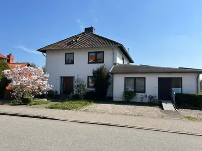 Das Gebäude in dem sich die Ferienwohnung befindet