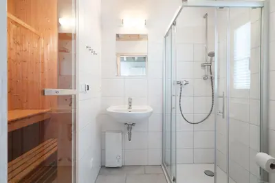 Ein Badezimmer in der Unterkunft Strandpark Sierksdorf H090