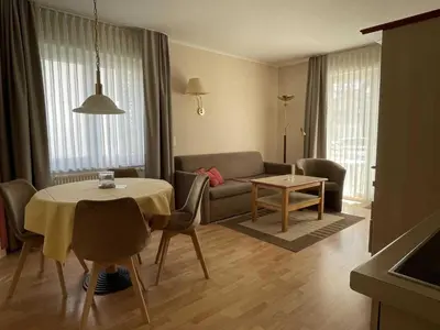 Ein Sitzbereich in der Unterkunft Haus Niedersachsen Apartment 3