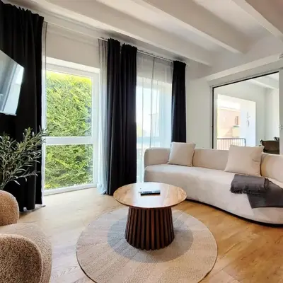 Charmante Ferienwohnung mit Terrasse - nur 50m zum Strand mit eigenem Parkplatz und Fahrradunterstellmöglichkeit