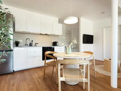 Küche/Küchenzeile in der Unterkunft Gemütliche Ferienwohnung mit Meerblick und Terrasse - Nur 50 Meter zum Strand inklusive Parkplatz und Fahrradunterstellplatz