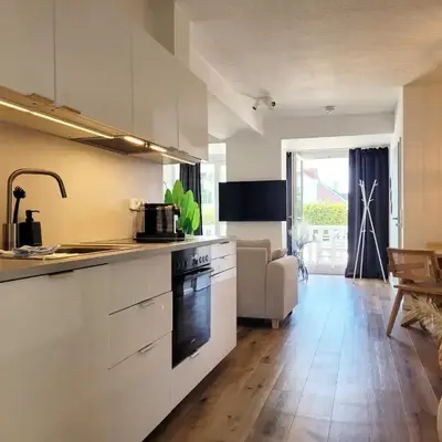 Ferienwohnung mit Meerblick und Terrasse - Nur 50 Meter zum Strand - inklusive eigenem Parkplatz und Fahrradunterstellplatz