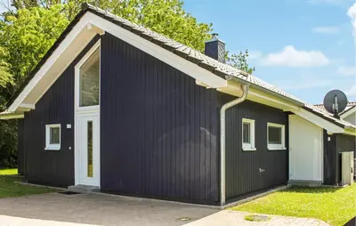 Das Gebäude in dem sich das Ferienhaus befindet