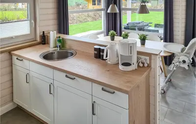 Küche/Küchenzeile in der Unterkunft Cozy Home In Krems Iiwarderbrück