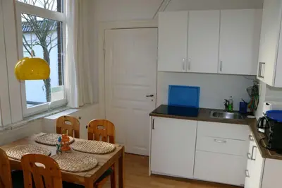 Küche/Küchenzeile in der Unterkunft STR81b Ferienwohnungen Steinmetz - Landseite