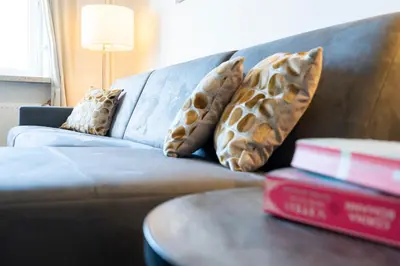 Ein Sitzbereich in der Unterkunft Ferienwohnung Capolino