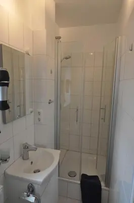 Ein Badezimmer in der Unterkunft Appartementhaus Flori