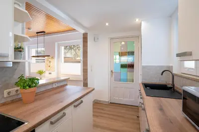Küche/Küchenzeile in der Unterkunft STR85a Ferienwohnung Strandleben
