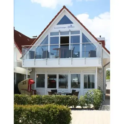 Maris Ferienwohnung Nr 47 OG mit Balkon und Meerblick